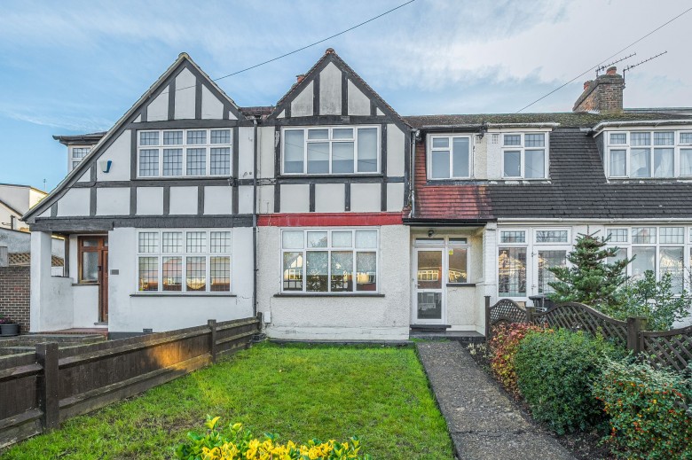 Click the photo for more details of Aviemore Way, Beckenham, BR3