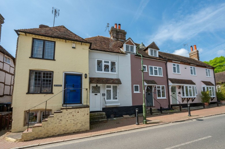 Click the photo for more details of South Street, Cuckfield, RH17