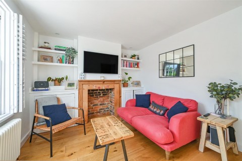 Click the photo for more details of Oving Road, Chichester, PO19