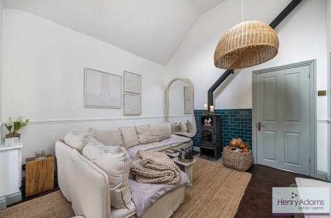 Click the photo for more details of Adhurst St. Mary, Petersfield, GU31