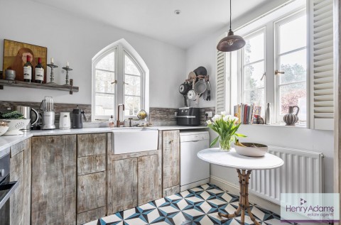 Click the photo for more details of Adhurst St. Mary, Petersfield, GU31