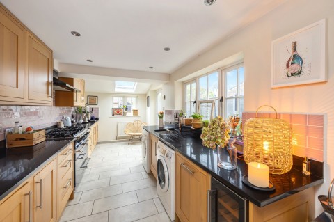 Click the photo for more details of Station Road, Horsham, RH13
