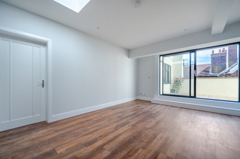 Images for High Street, Haslemere, GU27