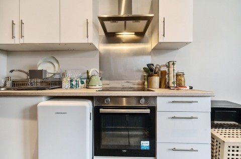Click the photo for more details of Drum Lane, Petersfield, GU32