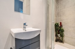 Images for Drum Lane, Petersfield, GU32