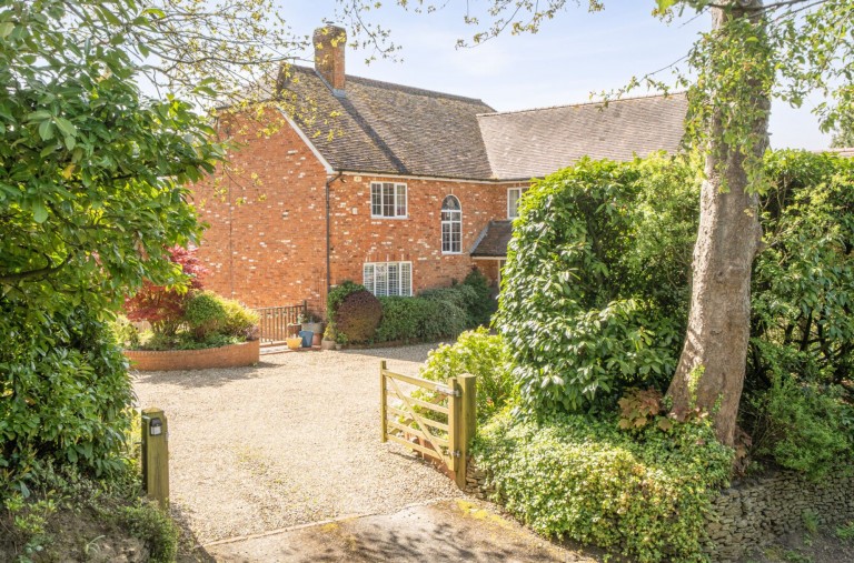 Images for Hatch Lane, Liss, GU33