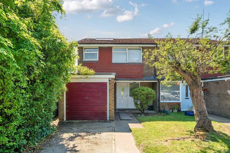 Images for St. Stephens Close, Haslemere, GU27