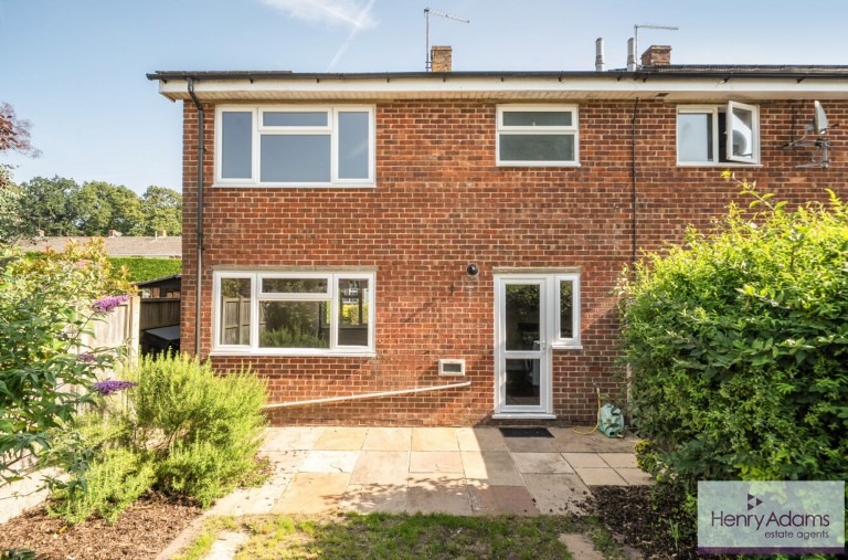 Images for Clare Gardens, Petersfield, GU31