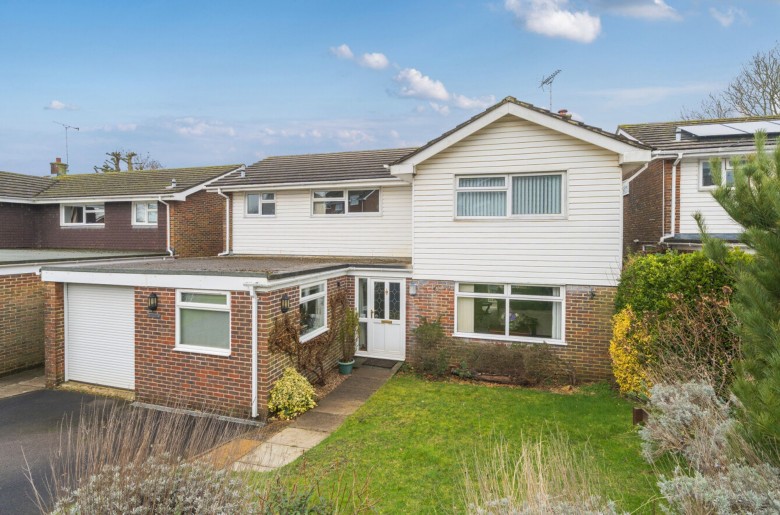 Click the photo for more details of Kimbers, Petersfield, GU32