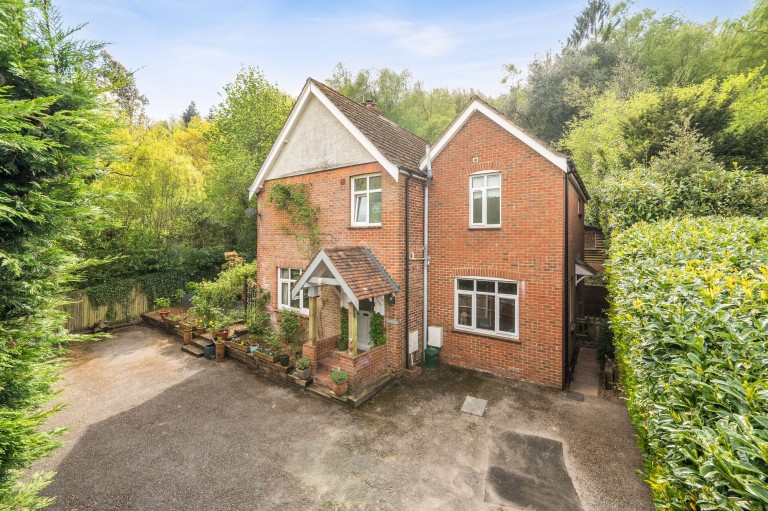 Images for Marley Combe Road, Haslemere, GU27