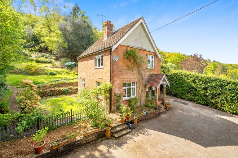 Images for Marley Combe Road, Haslemere, GU27