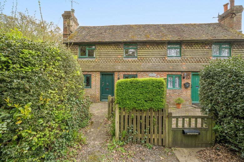 Click the photo for more details of Friday Street, Ockley, RH5