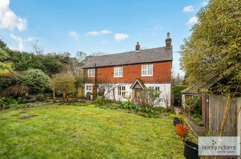 Click the photo for more details of London Road, Rake, GU33