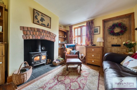 Click the photo for more details of London Road, Rake, GU33