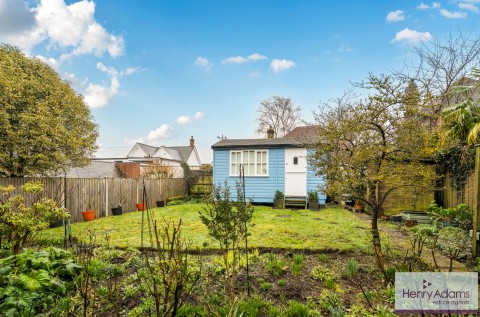 Click the photo for more details of London Road, Rake, GU33