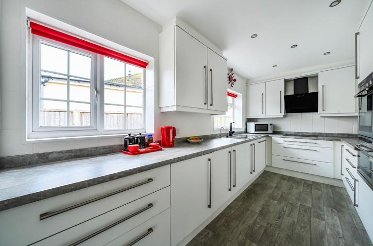 Images for Roundle Avenue, Felpham, PO22