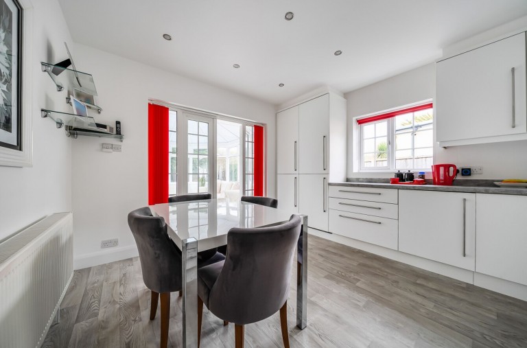 Images for Roundle Avenue, Felpham, PO22