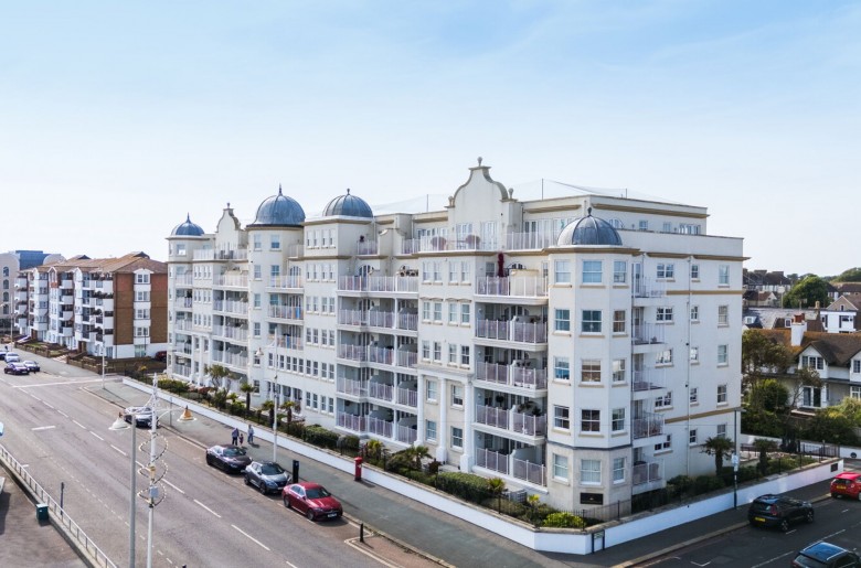 Click the photo for more details of The Esplanade, Esplanade Grande The Esplanade, PO21