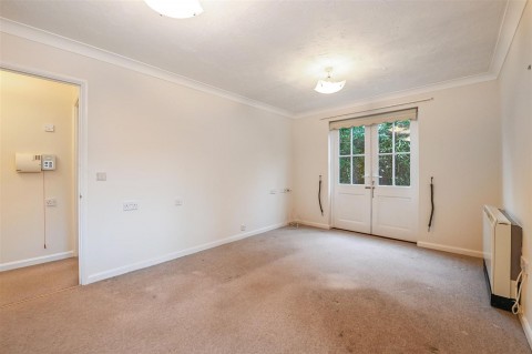 Click the photo for more details of Stockbridge Road, Chichester, PO19