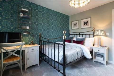 Click the photo for more details of Old Broyle Road, Chichester, PO19