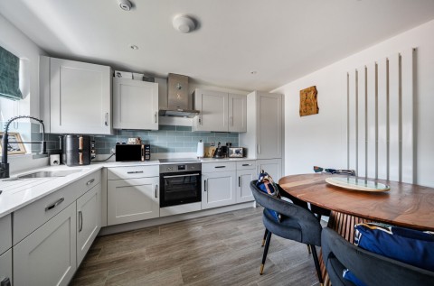 Click the photo for more details of Cockayne Way, Selsey, PO20