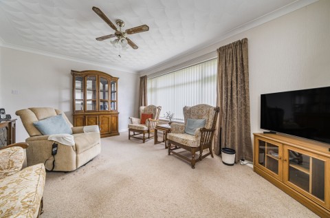 Click the photo for more details of Christchurch Crescent, West Meads, PO21