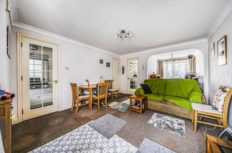 Click the photo for more details of Grafton Road, Selsey, PO20