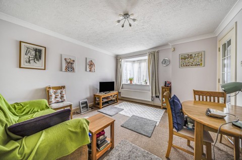 Click the photo for more details of Grafton Road, Selsey, PO20