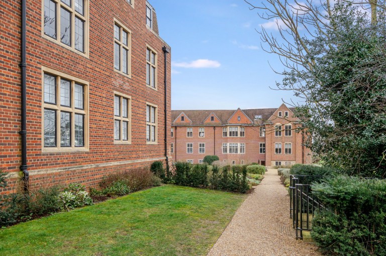 Images for Kings Drive, Midhurst, GU29