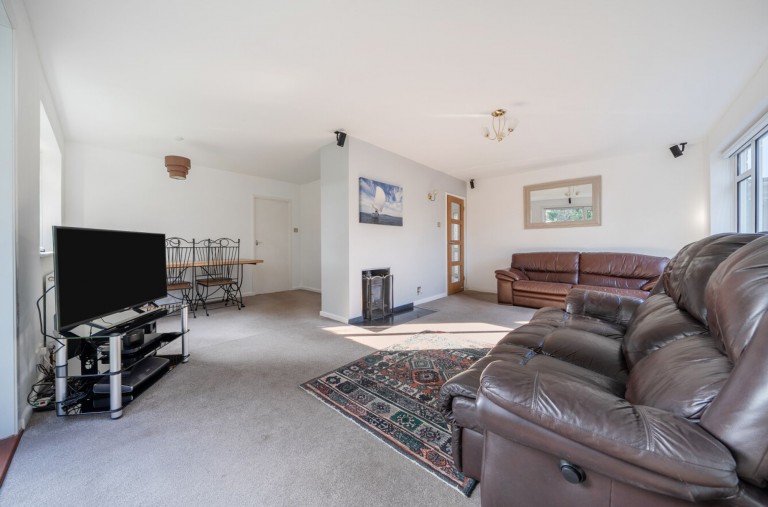 Images for Langley Grove, Aldwick, PO21