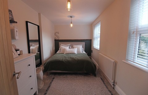 Click the photo for more details of Franklynn Road, Haywards Heath, RH16