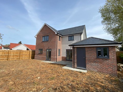 Click the photo for more details of Bedfield, Nr Framlingham, Suffolk