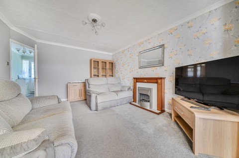 Click the photo for more details of Slattsfield Close, Selsey, PO20
