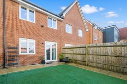 Images for Calvert Link, Faygate, RH12