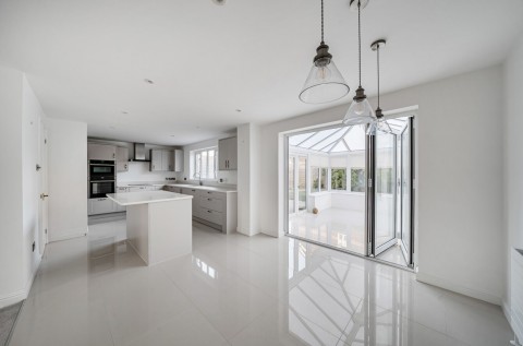 Click the photo for more details of Beacon Drive, Selsey, PO20