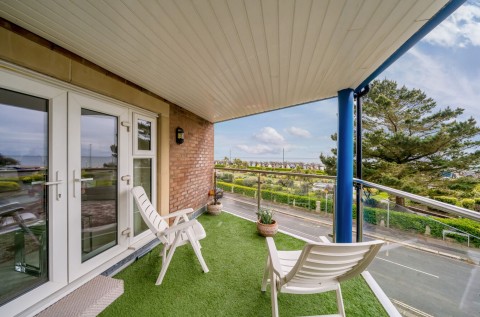 Click the photo for more details of Kings Parade, Bognor Regis, PO21