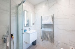 Images for Coolhurst Close, Monks Gate, RH13