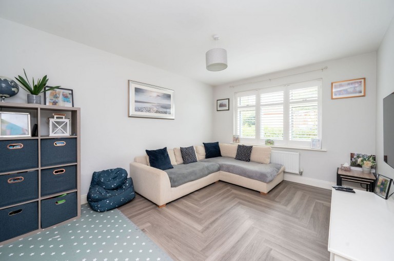 Images for Coolhurst Close, Monks Gate, RH13