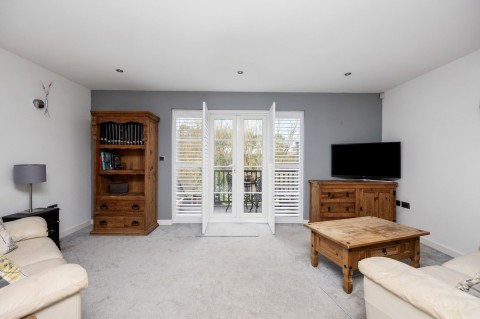 Click the photo for more details of Deer Way, Horsham, RH12