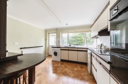 Images for Longmeadow Gardens, Birdham, PO20