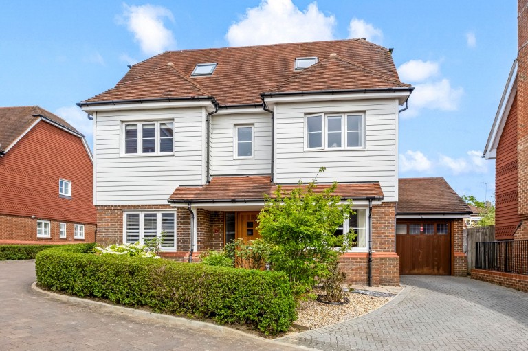 Images for Firs Close, Horsham, RH12