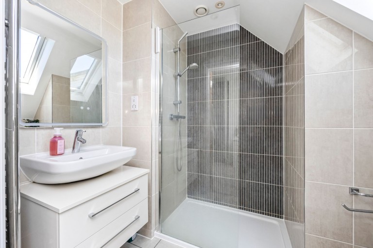 Images for Firs Close, Horsham, RH12