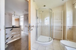 Images for The Horseshoe, Selsey, PO20