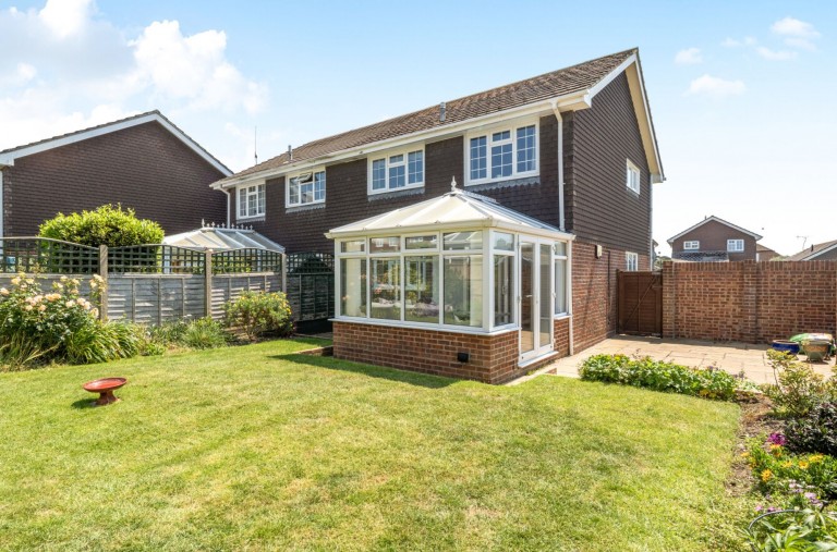 Images for The Horseshoe, Selsey, PO20