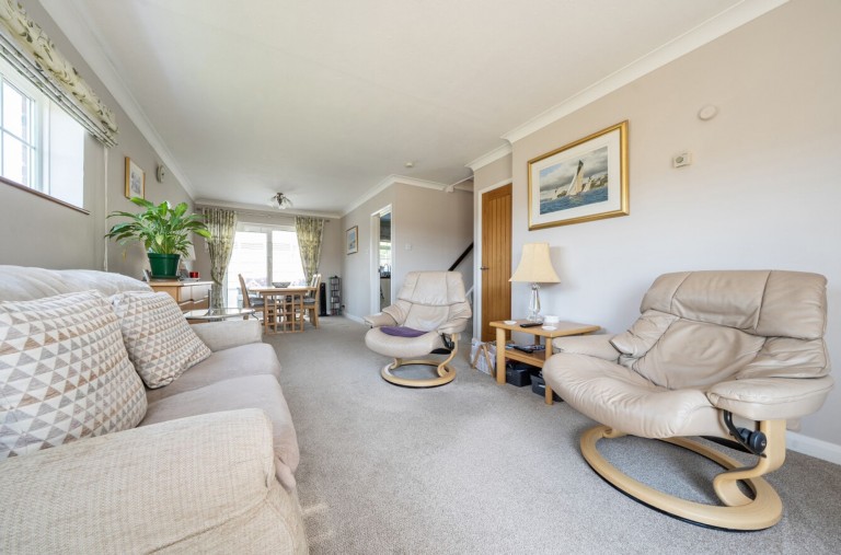 Images for The Horseshoe, Selsey, PO20