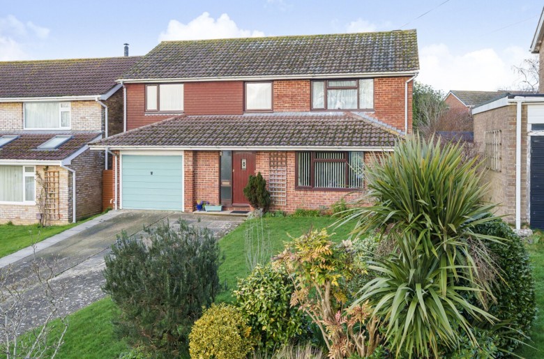 Click the photo for more details of Worcester Road, Chichester, PO19