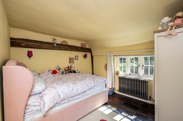 Images for Wimland Road, Faygate, RH12