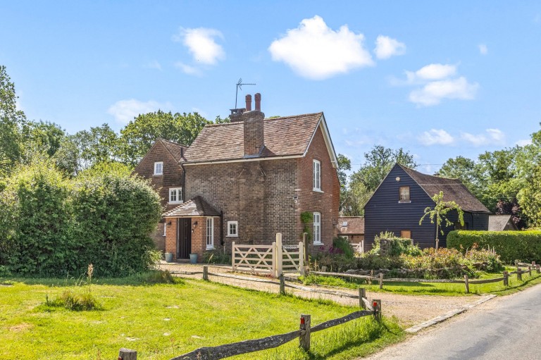 Images for Wimland Road, Faygate, RH12