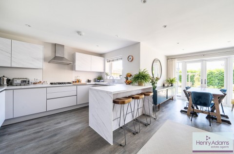 Click the photo for more details of Turney Close, Liss, GU33