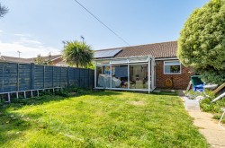 Images for Glen Crescent, Selsey, PO20